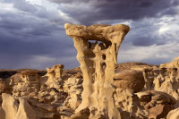 Hiking to Valley of the Dreams and Alien Throne