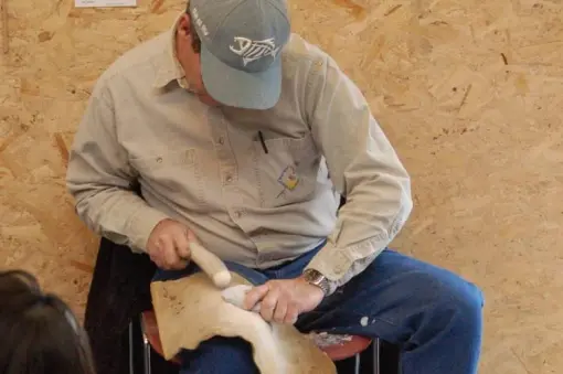 Flintknapping &amp; Ancient Hunters
