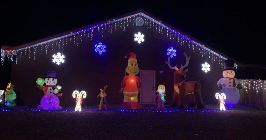 Annual Christmas Light Contest